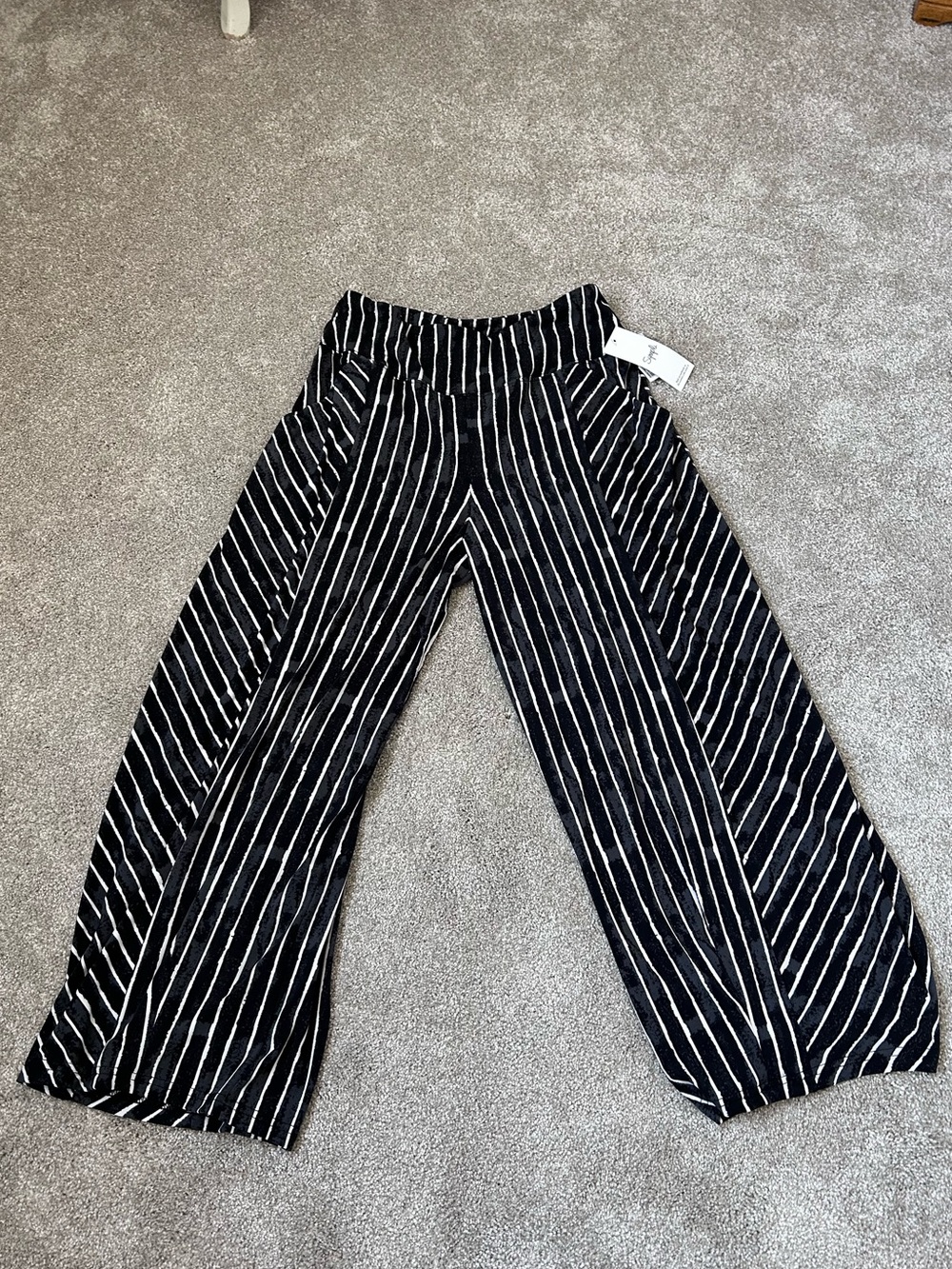 NWT Sympli Painted Line Pattern Lantern Pants Black White Striped Canada Travel